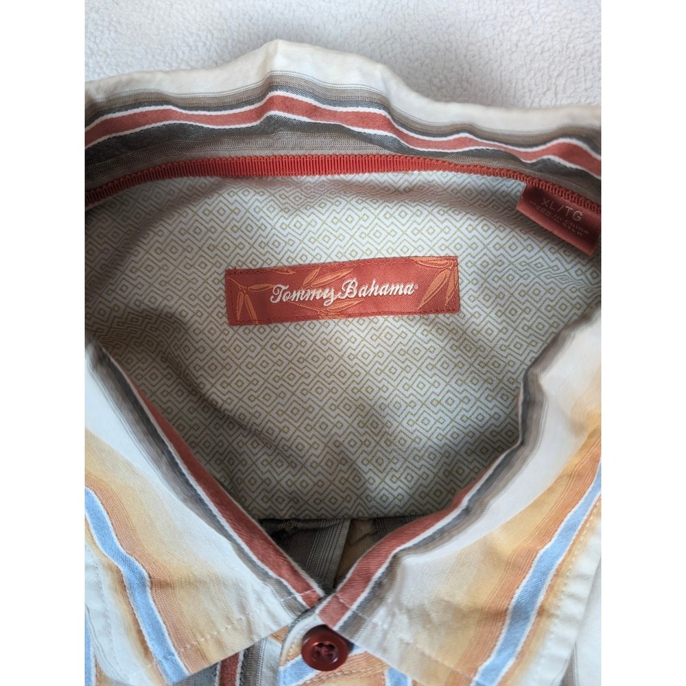 Tommy Bahama Men's Casual Shirt Size XL Striped Rust Tan‎ Blue 100% Silk Bold - Picture 2 of 6